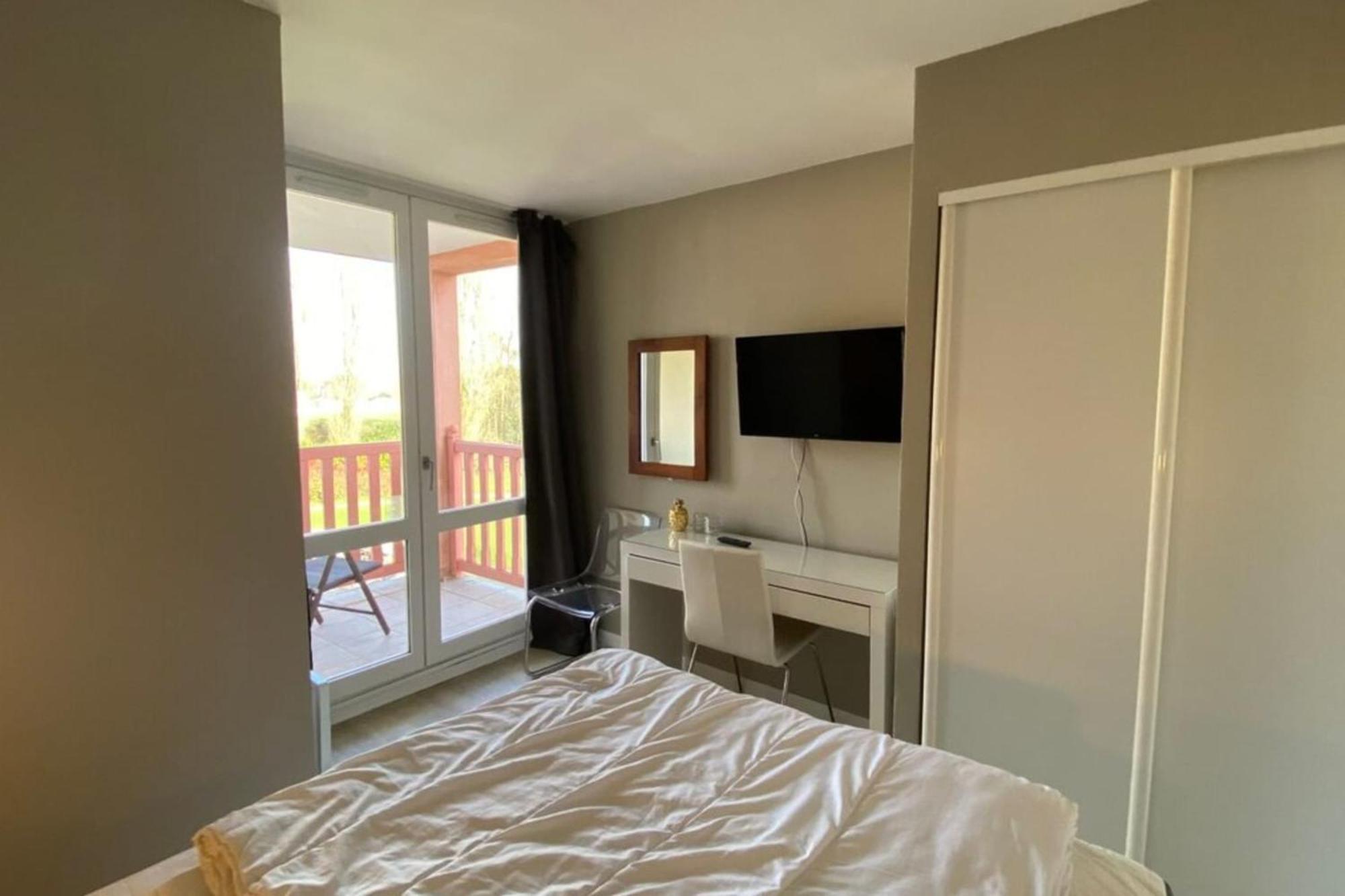 Very Nice 6 Person Apart With Swimming Pool Tennis Court And Car Park 202 Le Touquet Экстерьер фото